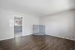 703 Circle Dr, University Park, IL 60484 - Photo 4