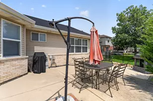 16709 Karen Springs Dr, Lockport, IL 60441 - Photo 40