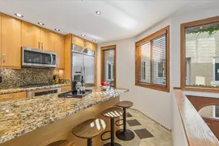 2856 N Burling St, Chicago, IL 60657 - Photo 8