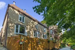 2856 N Burling St, Chicago, IL 60657 - Photo 1
