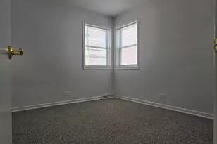 6039 N Artesian Ave, Chicago, IL 60659 - Photo 14