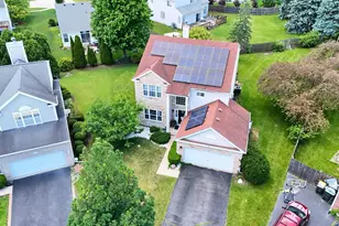 9 Tenneyson Ct, Lake in the Hills, IL 60156 - Photo 42
