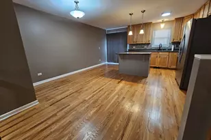 7256 N Rogers Ave, Chicago, IL 60645 - Photo 4