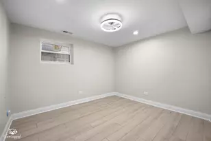 8445 S Luella Ave, Chicago, IL 60617 - Photo 22