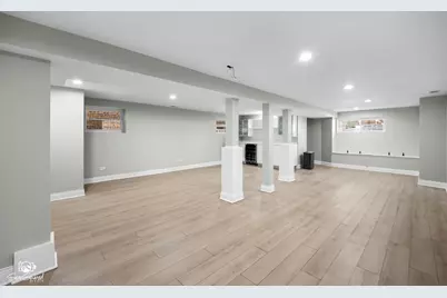 8445 S Luella Avenue, Chicago, IL 60617 - Photo 26