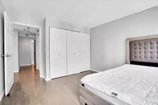 345 N La Salle Dr, Chicago, IL 60654 - Photo 24