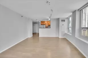 345 N La Salle Dr, Chicago, IL 60654 - Photo 20