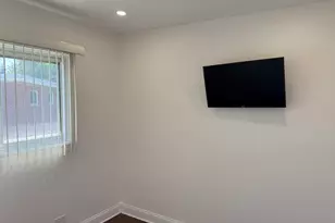20 N Albert St, Mount Prospect, IL 60056 - Photo 16