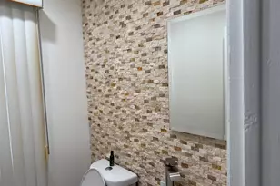 20 N Albert St, Mount Prospect, IL 60056 - Photo 10