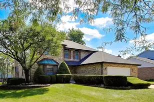 7533 Wilton Rd, Darien, IL 60561 - Photo 2