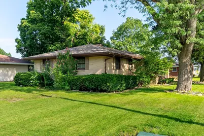 2304 Plum Street, Peru, IL 61354 - Photo 22