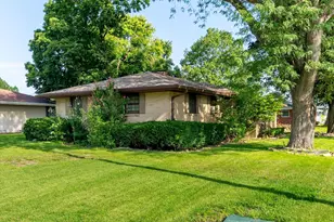 2304 Plum St, Peru, IL 61354 - Photo 22
