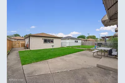 5032 Michigan Avenue, Schiller Park, IL 60176 - Photo 2