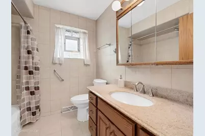 5032 Michigan Avenue, Schiller Park, IL 60176 - Photo 8