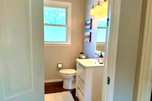 1026 W Douglas St, Freeport, IL 61032 - Photo 20