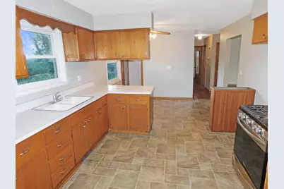 519 Ravine Street, South Beloit, IL 61080 - Photo 6