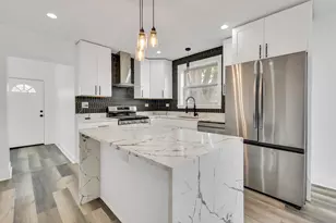 8357 S Hermitage Ave, Chicago, IL 60620 - Photo 12