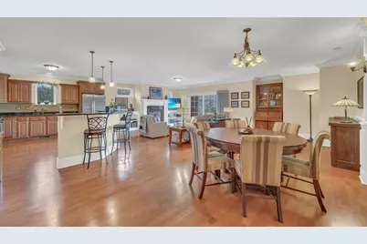 405 W Pierce Road #301, Itasca, IL 60143 - Photo 2