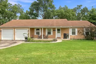 24878 W Highwoods Dr, Lake Villa, IL 60046 - Photo 1