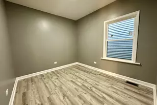 139 S 12th Ave, Maywood, IL 60153 - Photo 10