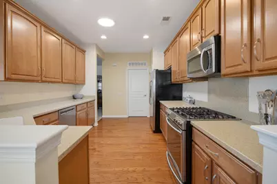 13442 Grainery Lane, Huntley, IL 60142 - Photo 8