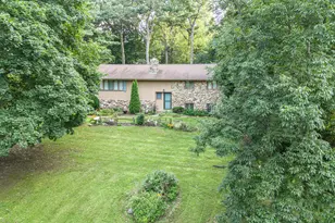 7901 Louella Dr, Roscoe, IL 61073 - Photo 4