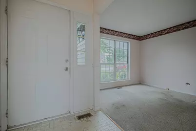 5907 Delaware Avenue, Gurnee, IL 60031 - Photo 14