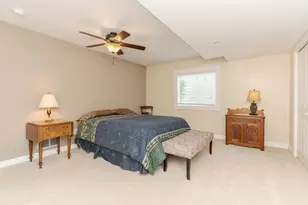 2030 Escalade Rd, Bloomington, IL 61705 - Photo 34