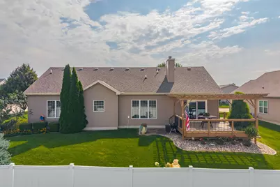 2030 Escalade Road, Bloomington, IL 61705 - Photo 46