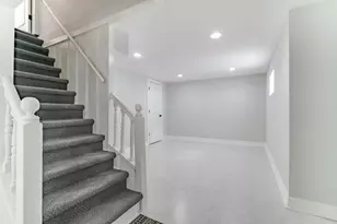 7137 N Francisco Ave, Chicago, IL 60645 - Photo 26