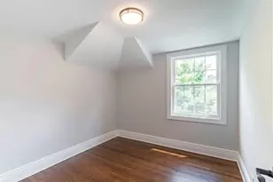 7137 N Francisco Ave, Chicago, IL 60645 - Photo 22