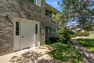 340 Loyola Dr, Elgin, IL 60123 - Photo 34