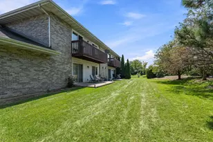 340 Loyola Dr, Elgin, IL 60123 - Photo 30