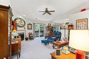 340 Loyola Dr, Elgin, IL 60123 - Photo 2