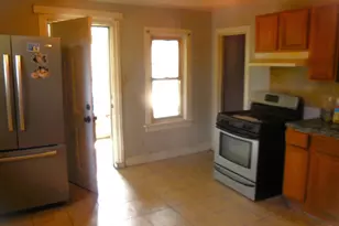 219 W 118th St, Chicago, IL 60628 - Photo 10