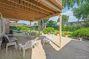 1814 W Catalpa Ln, Mount Prospect, IL 60056 - Photo 22