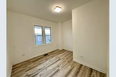 801 S 16th Avenue, Maywood, IL 60153 - Photo 16