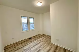 801 S 16th Ave, Maywood, IL 60153 - Photo 16