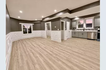 801 S 16th Avenue, Maywood, IL 60153 - Photo 4