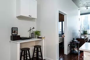 235 W Van Buren St, Chicago, IL 60607 - Photo 16