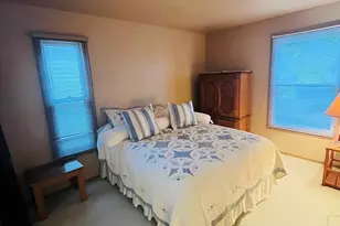 1915 Lawson Rd, Schaumburg, IL 60194 - Photo 16