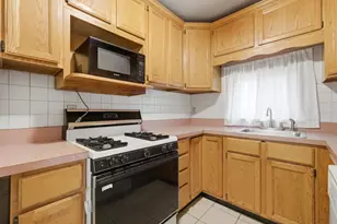 2636 Kenilworth Ave, Berwyn, IL 60402 - Photo 16