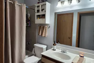 1349 Queensgreen Cir, Naperville, IL 60563 - Photo 22