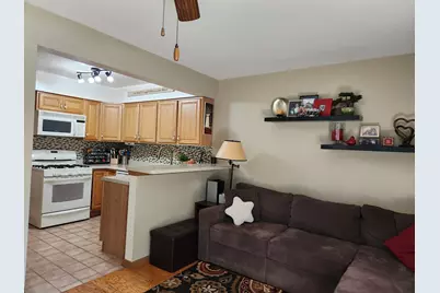 1349 Queensgreen Circle, Naperville, IL 60563 - Photo 6