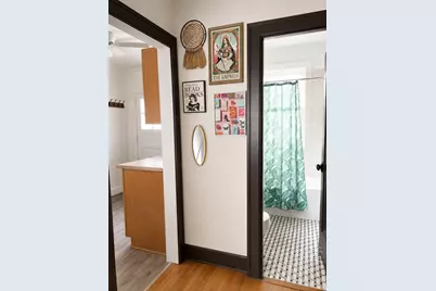 4860 W Byron Street #2E, Chicago, IL 60641 - Photo 2