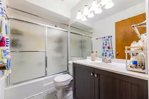 6416 W 64th Pl, Chicago, IL 60638 - Photo 12