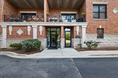 2811 N Bell Avenue #408, Chicago, IL 60618 - Photo 2