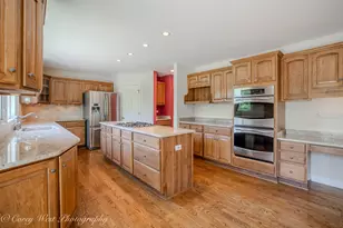 1644 Derby Dr, Batavia, IL 60510 - Photo 10