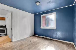 9302 S Rhodes Ave, Chicago, IL 60619 - Photo 6