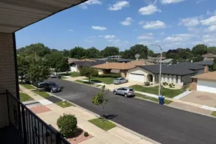 4125 W 93rd Pl, Oak Lawn, IL 60453 - Photo 12